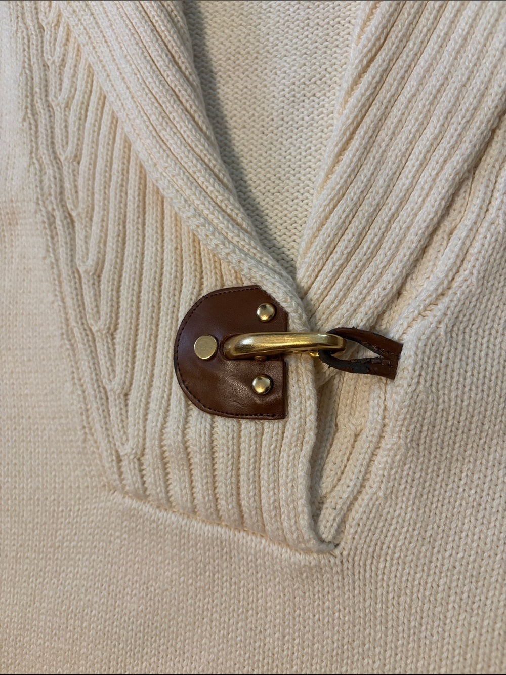 Lauren Ralph Lauren Cream Shawl-Collar V-Neck Toggle Sweater - Picture 3 of 6